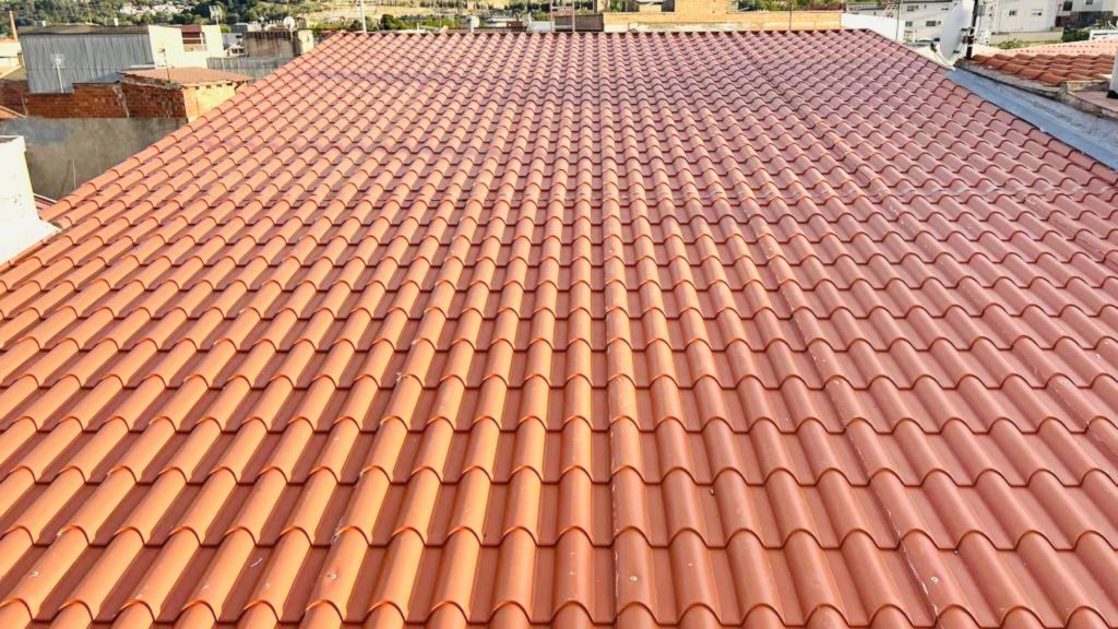 Panel teja en Esplugues de Llobregat: estética tradicional con protección moderna