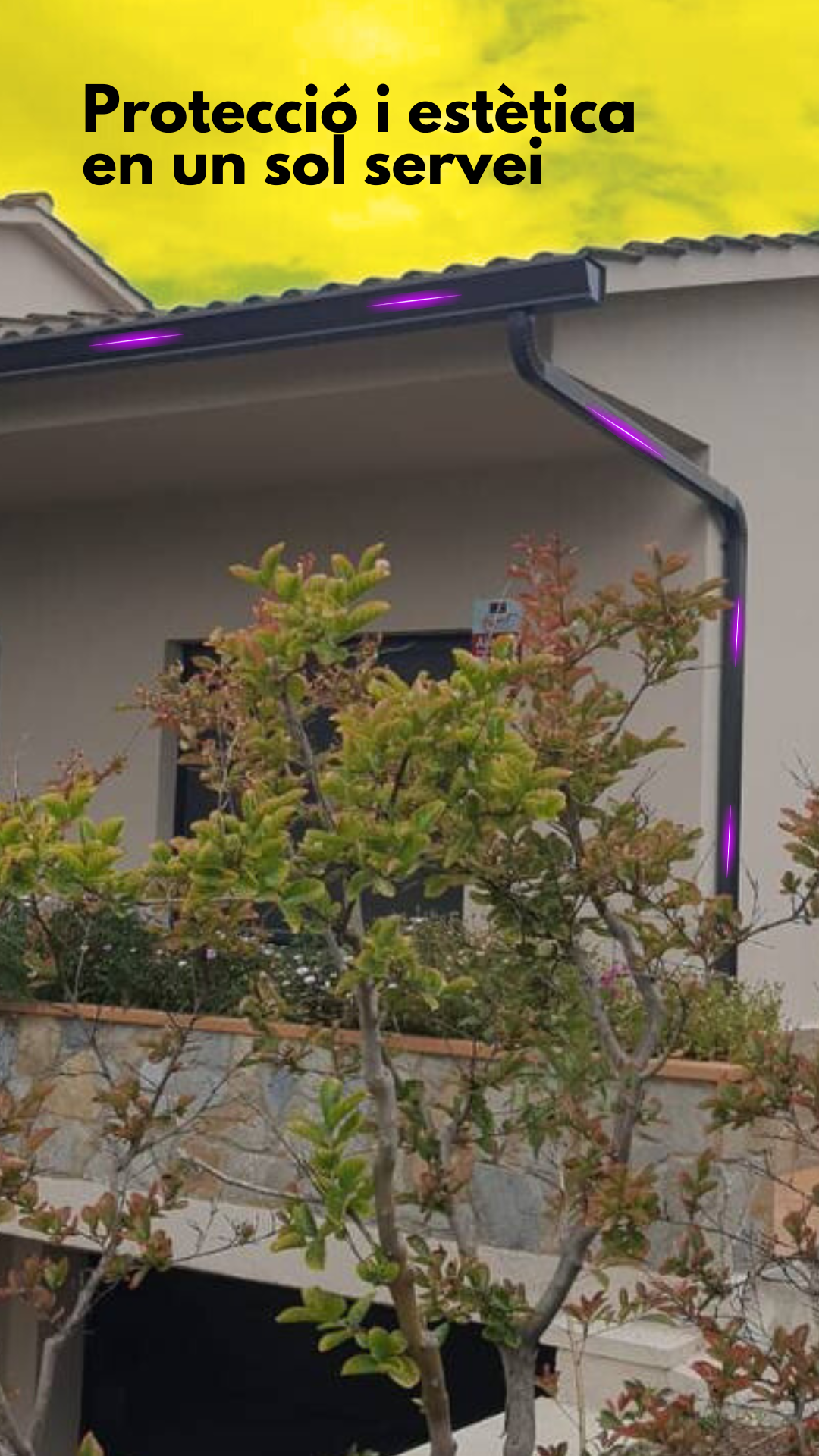 Instal·lació de canalons i baixants en habitatge unifamiliar